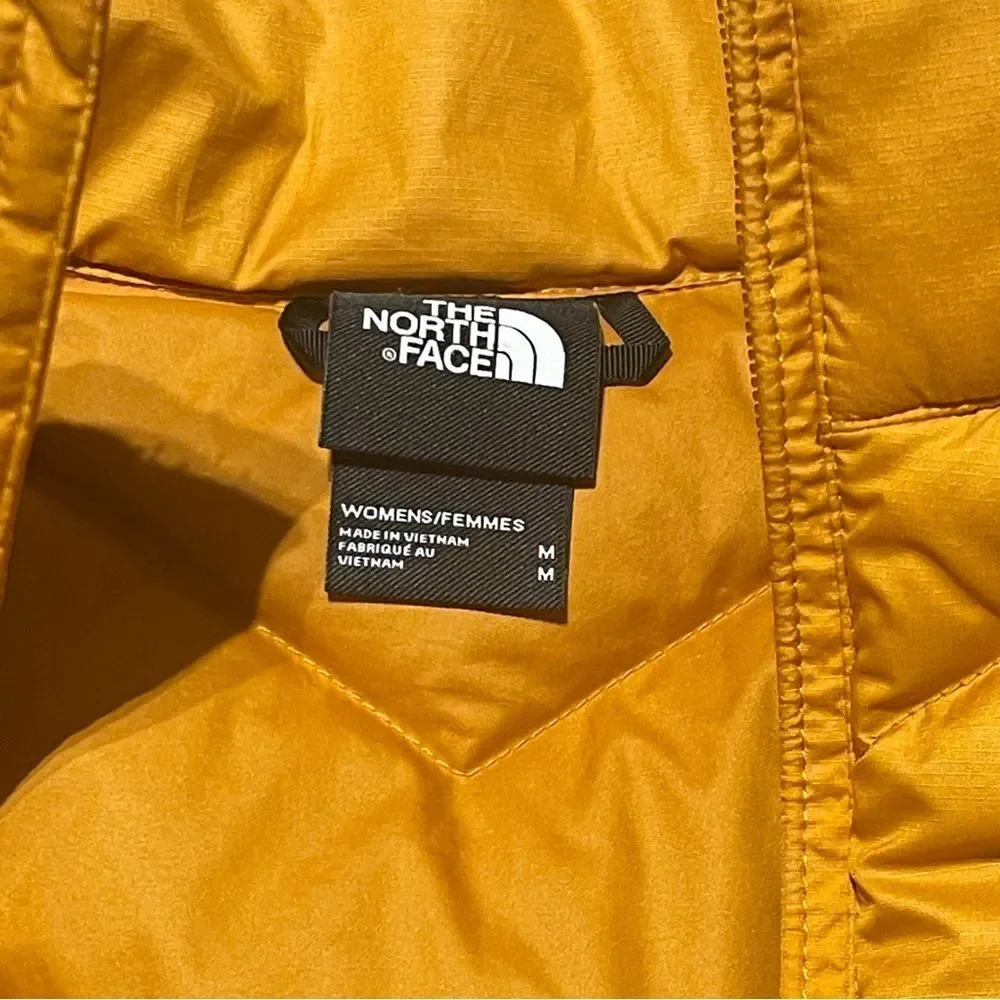 THE NORTH FACE women’s puffer vest Sz M Great tangerine color Preowned like new